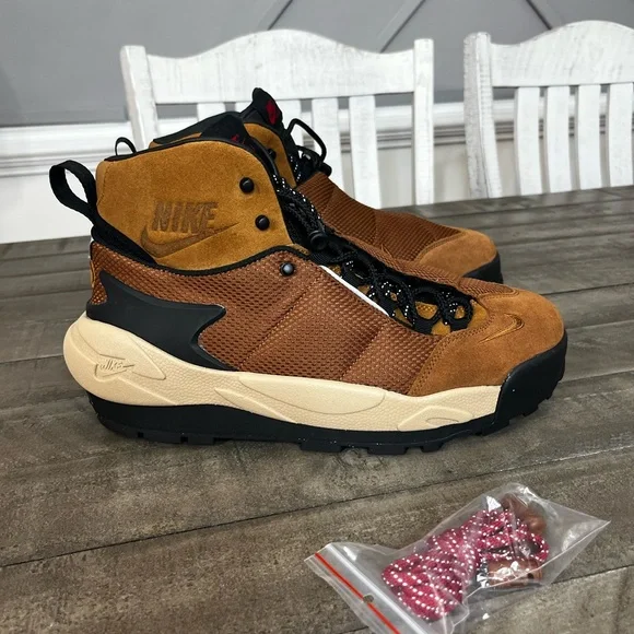 Nike x Sacai Magmascape SP Light British Tan - Brand NEW 11.5 - Picture 2 of 5